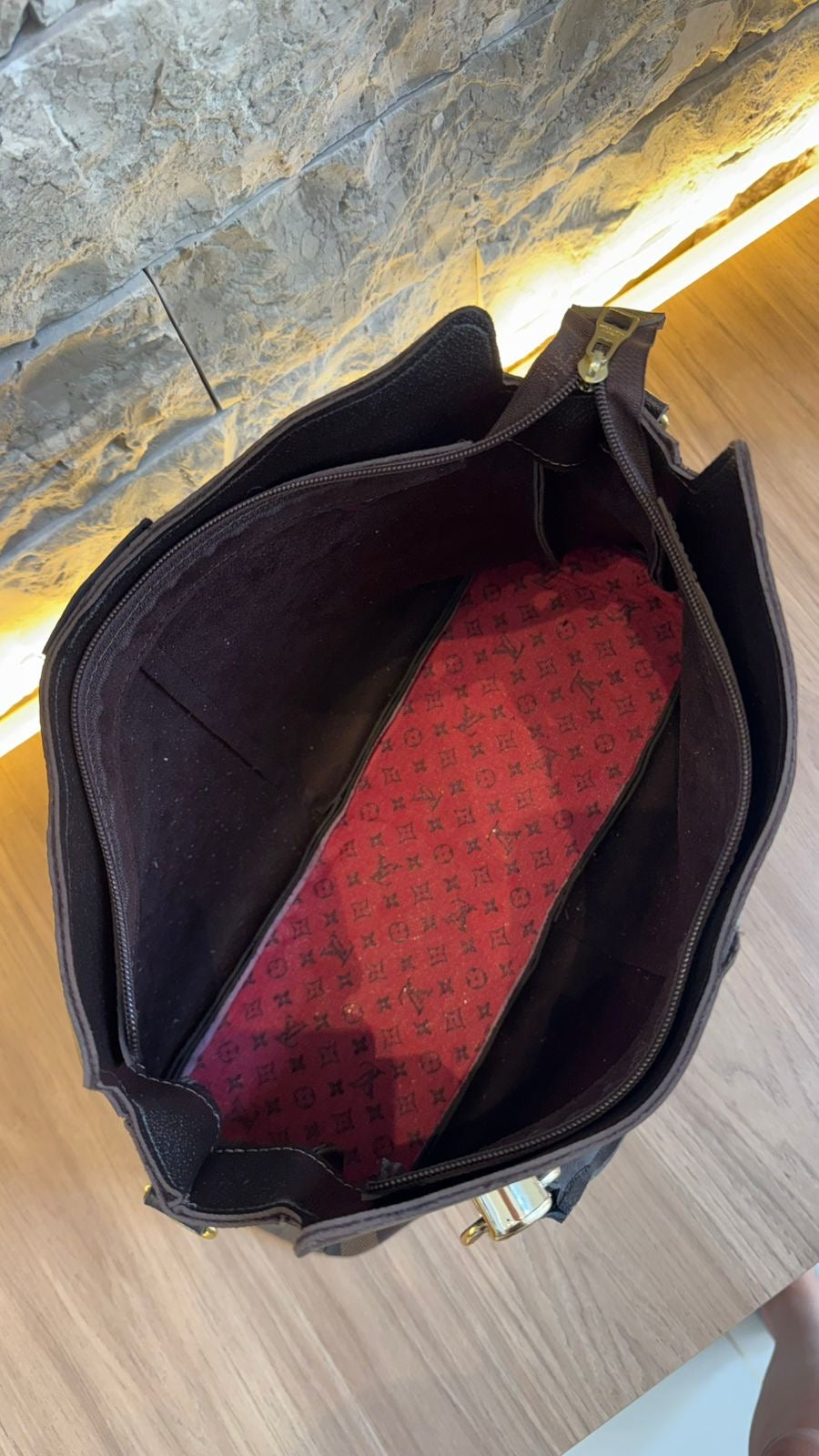Kit 2 em 1 Madame Louis Vuitton Bolsa + Carteira