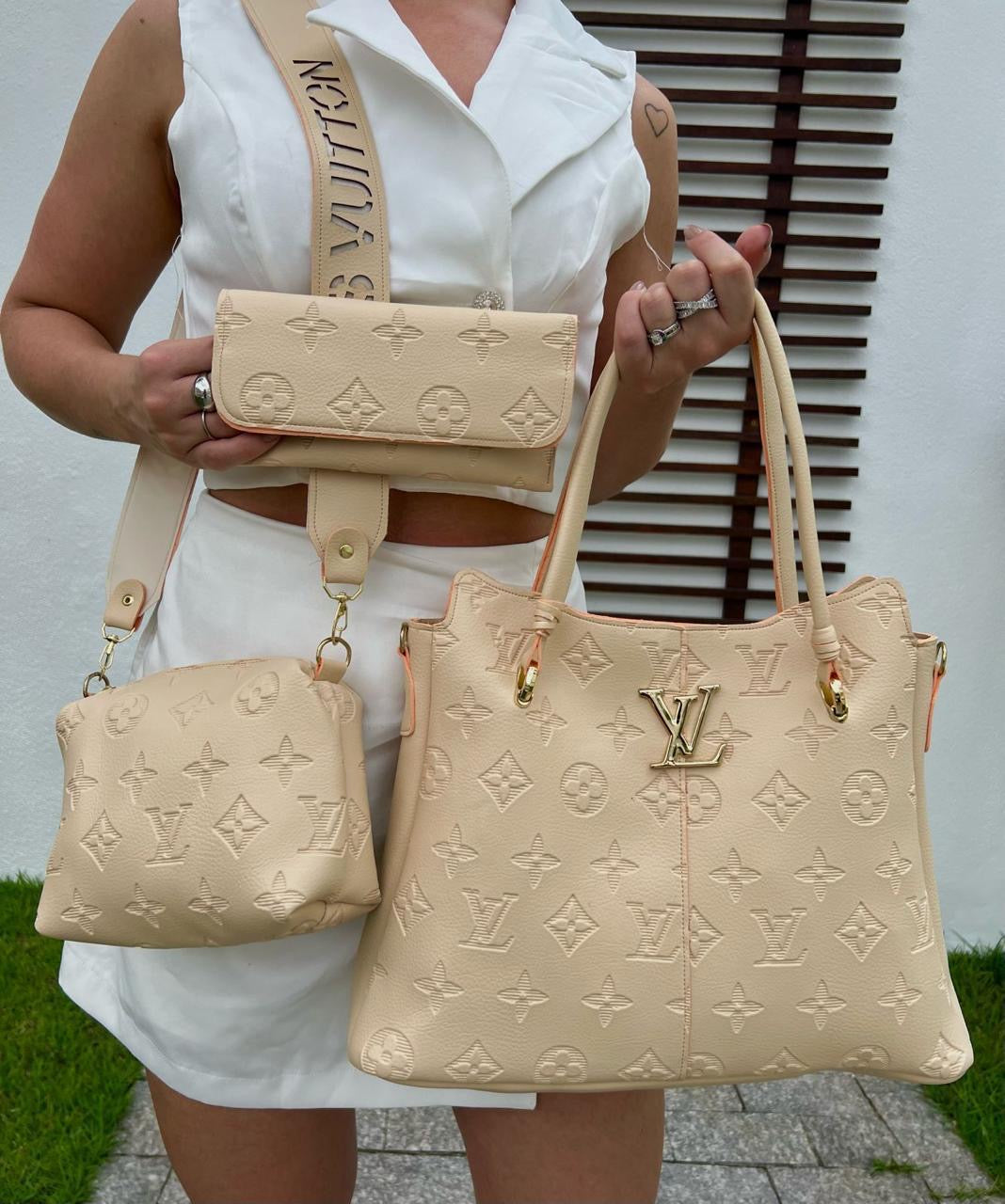 Kit 3 em 1 Louis Vuitton - Bolsa Tote, Bolsa Transversal e Carteira