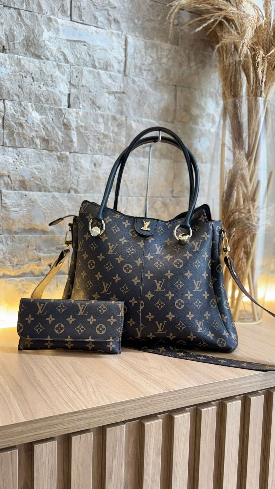 Kit 2 em 1 Madame Louis Vuitton Bolsa + Carteira