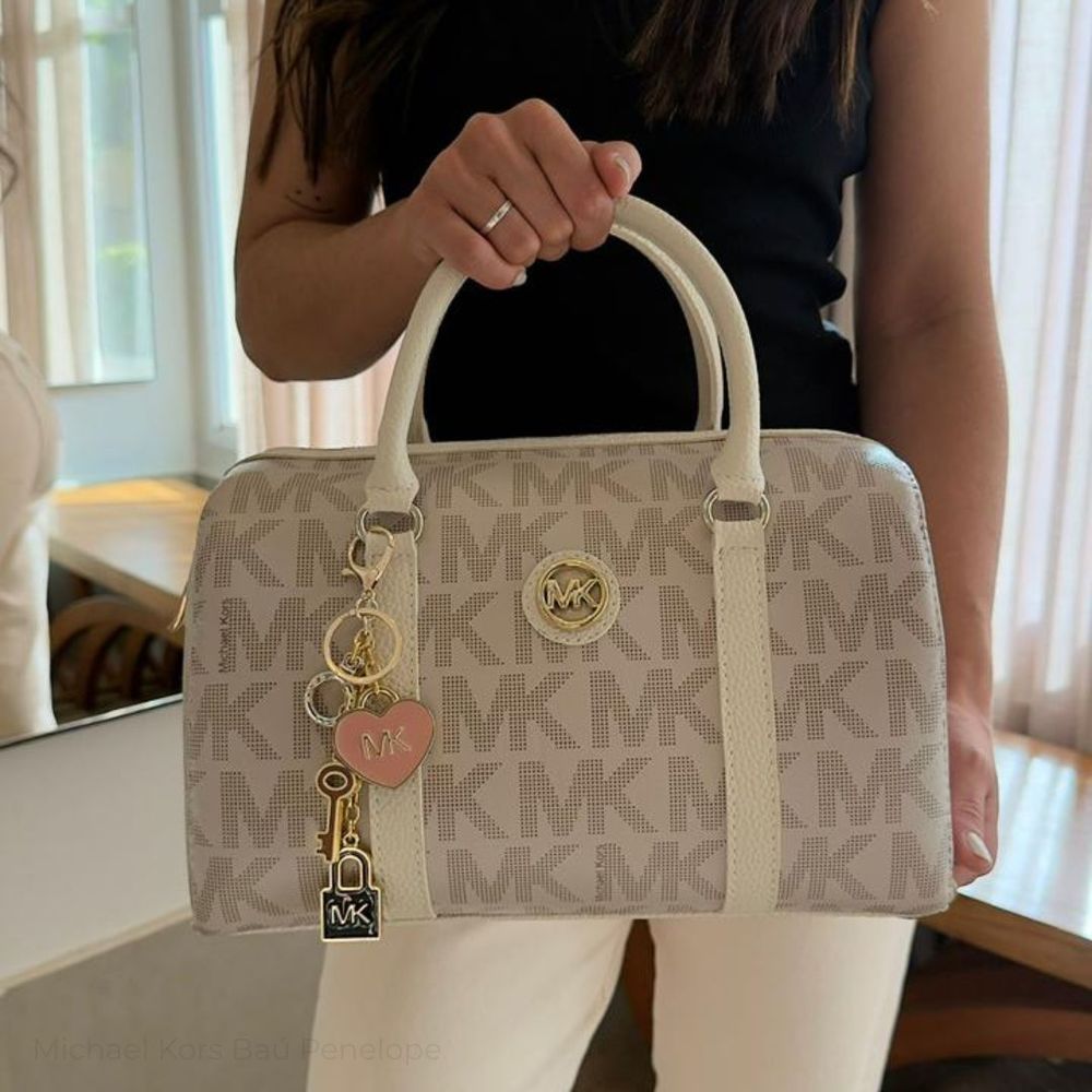 Bolsa Baú Michael Kors com Chaveiro