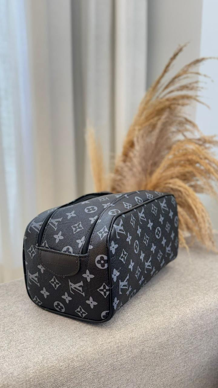 Necessaire Estojo Louis Vuitton