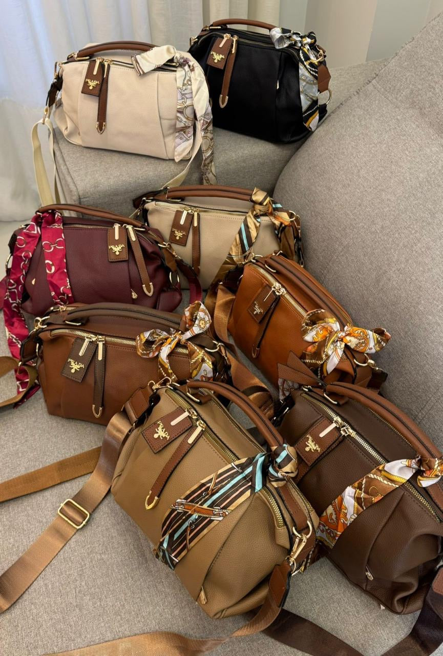 Bolsa Prada Firenze com Lenço