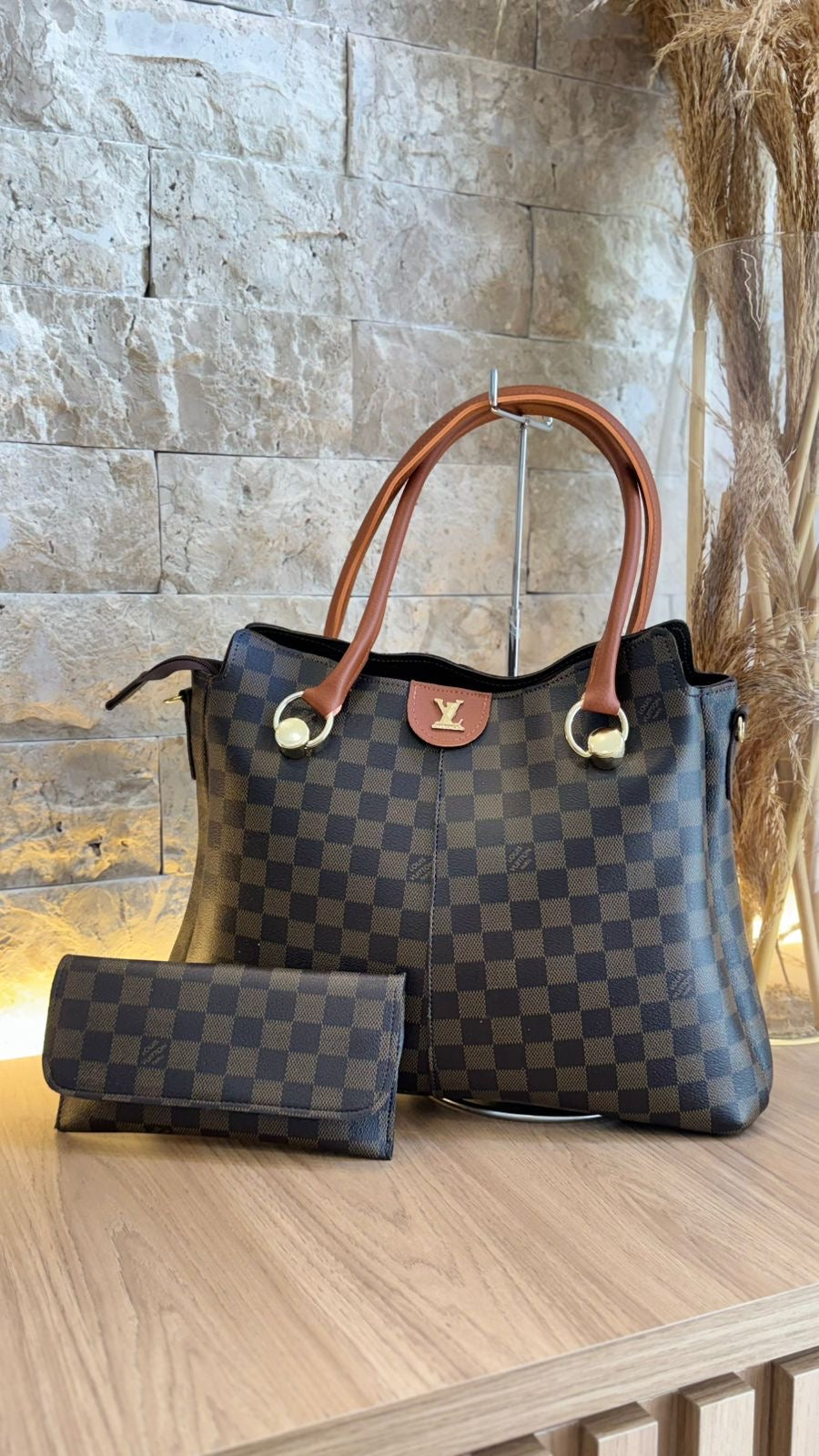 Kit 2 em 1 Madame Louis Vuitton Bolsa + Carteira