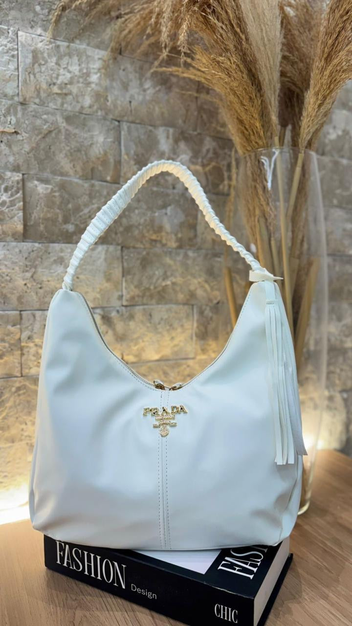 Bolsa de Ombro Prada Tassel