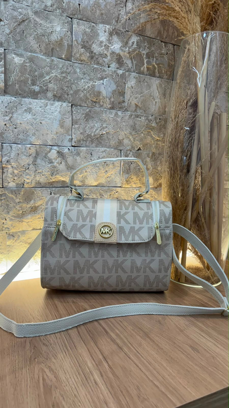 Bolsa Baú MK London