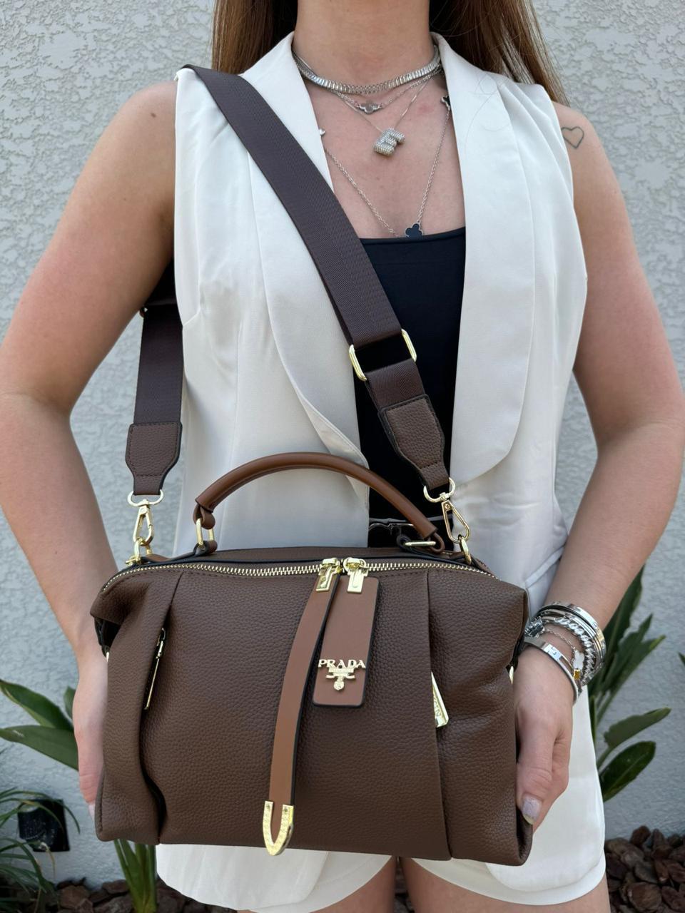 Bolsa Prada Firenze com Lenço