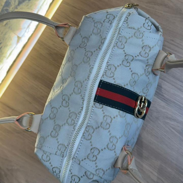 Bolsa de Ombro Gucci Classic