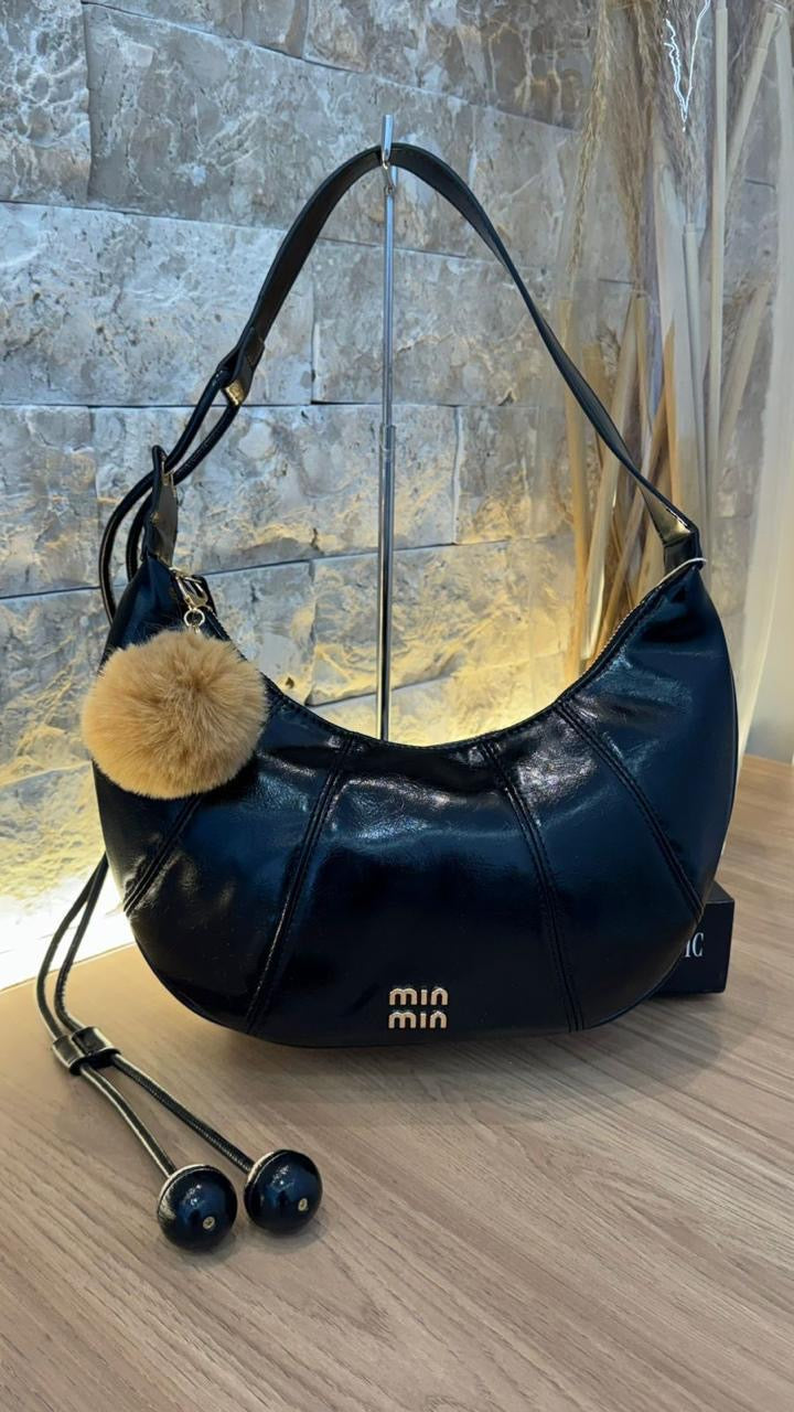 Bolsa Meia-Lua Miu Miu