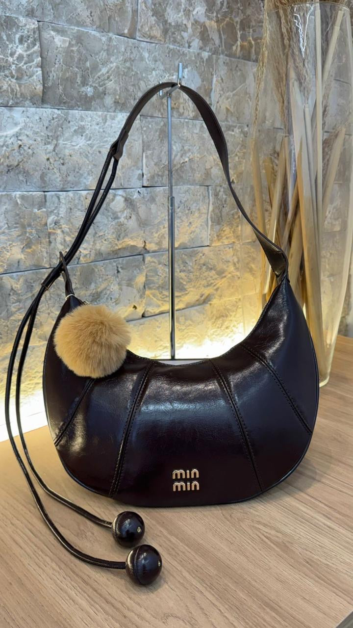 Bolsa Meia-Lua Miu Miu