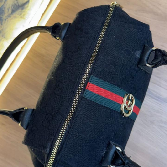 Bolsa de Ombro Gucci Classic