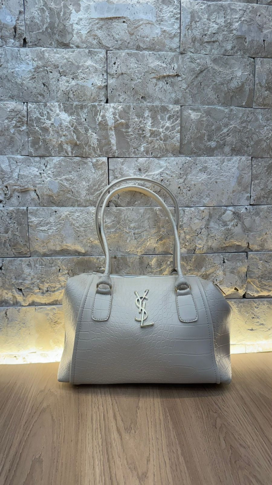 Bolsa Baú YSL Belle