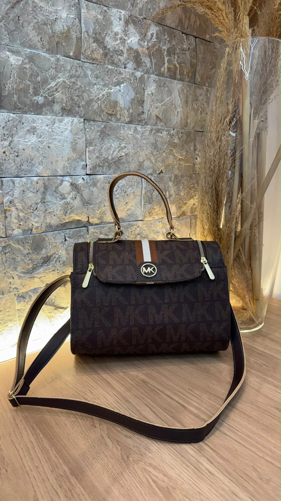 Bolsa Baú MK London