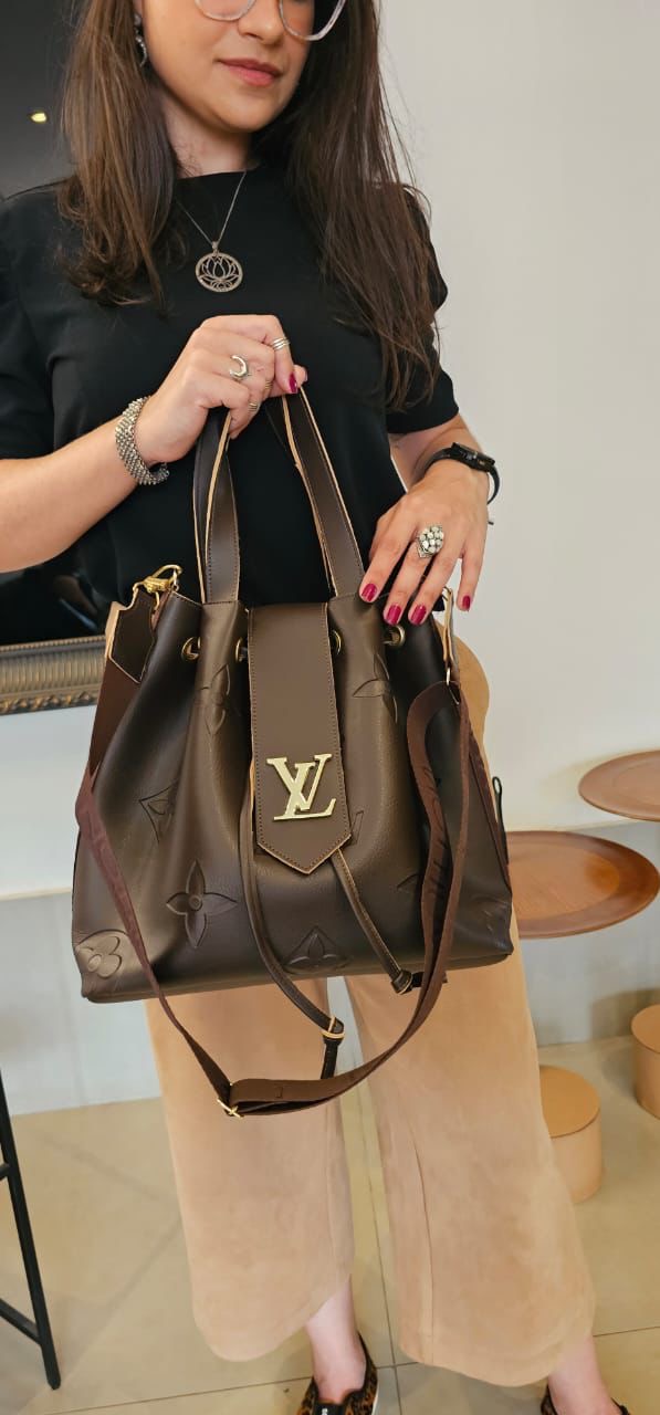 Bolsa Bucket Couro Louis Vuitton