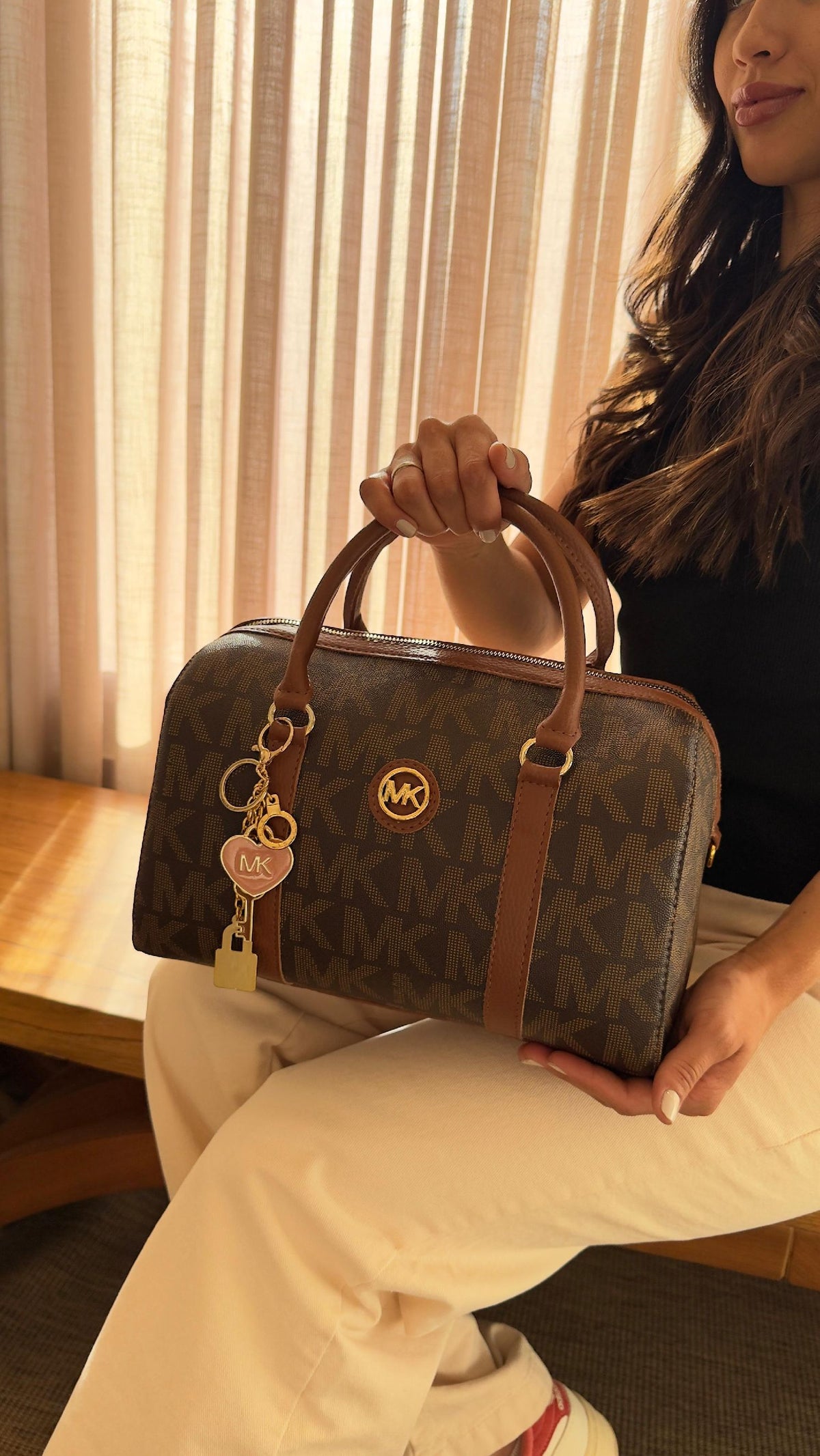 Bolsa Baú Michael Kors Penelope